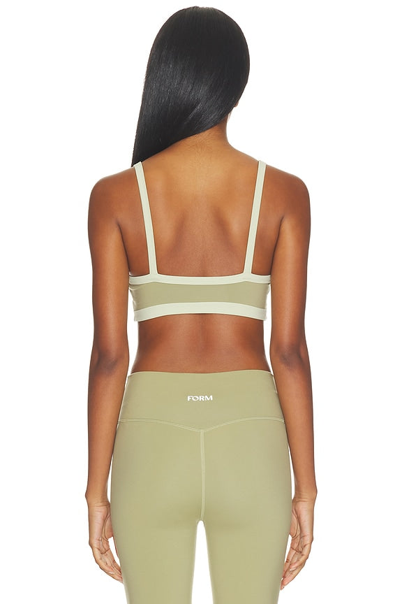 Scoop Contrast Sports Bra in Matcha &amp; Sage