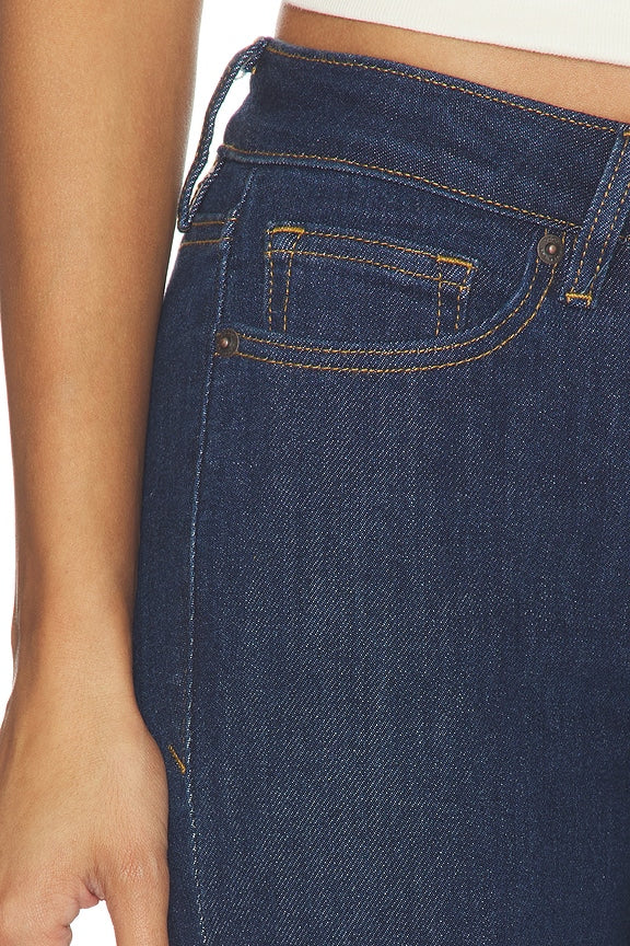 Low Boot Jeans