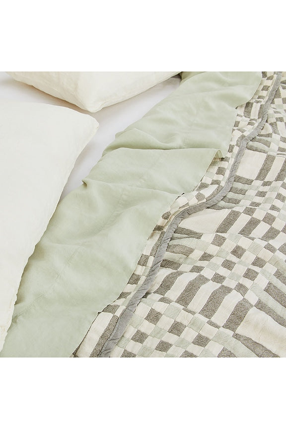 Queen Simple Plaid Blanket