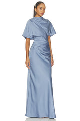 Annibelis Short Sleeve Gown