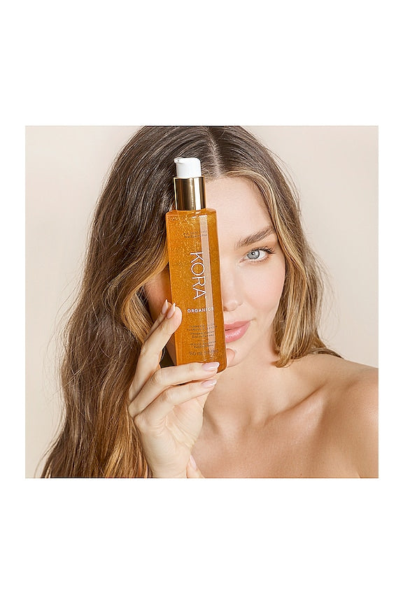 Turmeric Glow Foaming Cleanser
