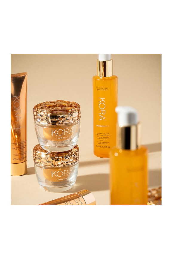 Turmeric Glow Foaming Cleanser