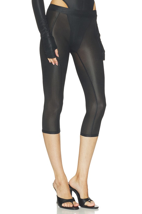 Solid Capri