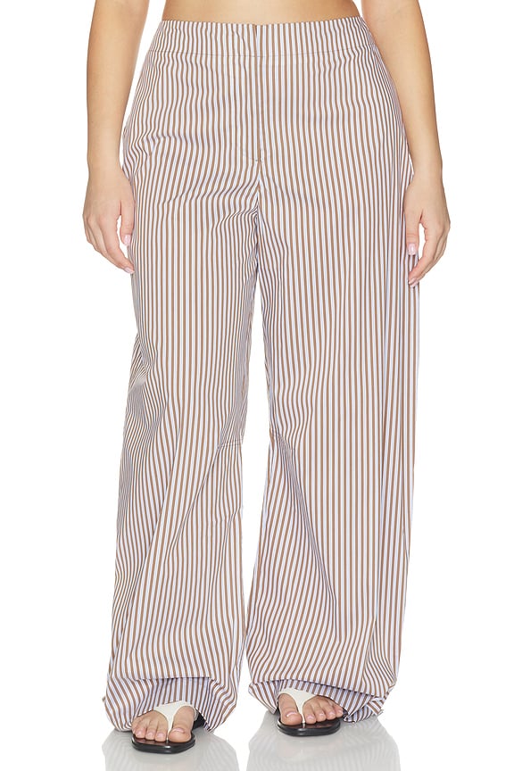 Freya Pant