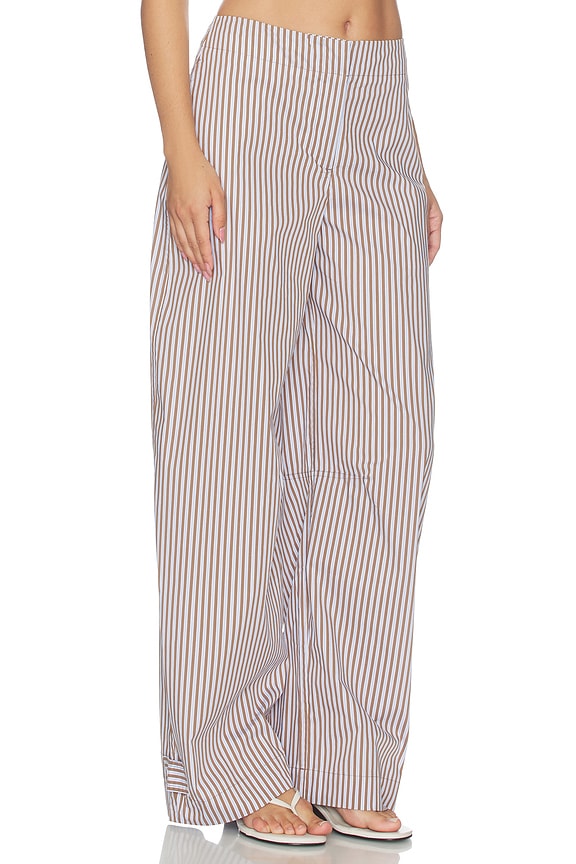 Freya Pant