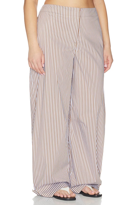 Freya Pant