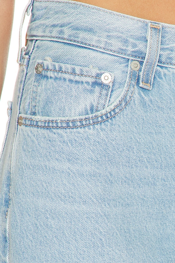 Loose Taper Jean