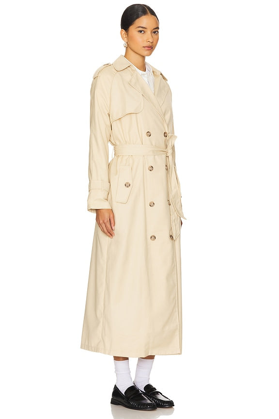 Trencherous Coat