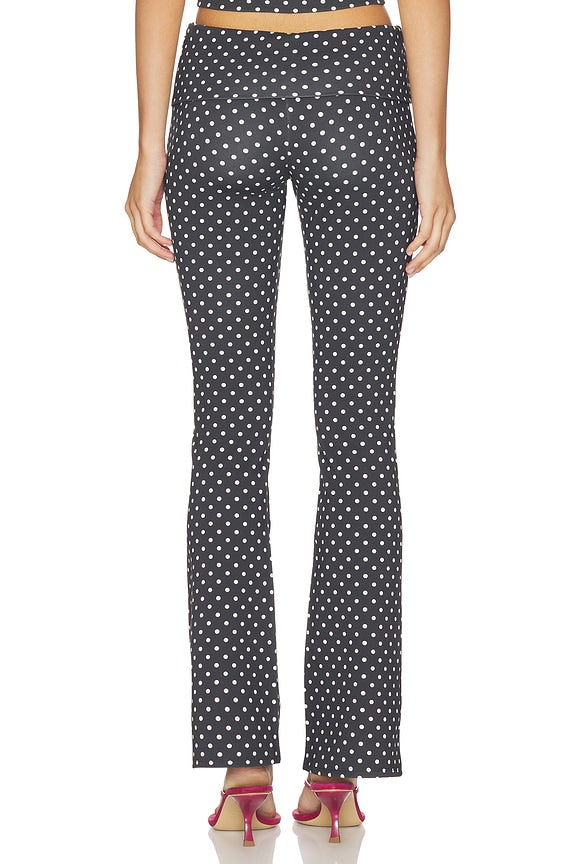 Alba Pant