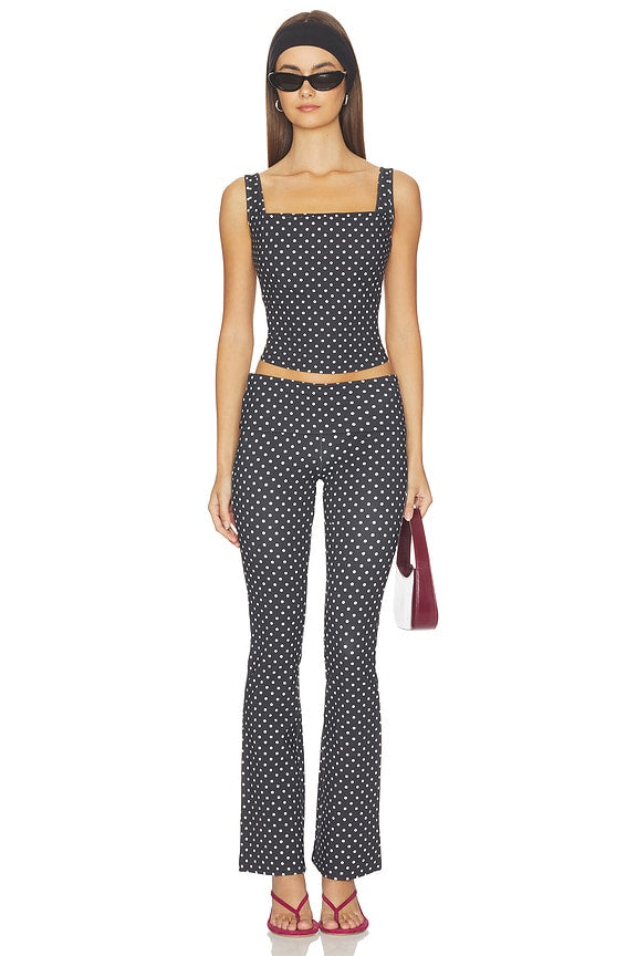Alba Pant