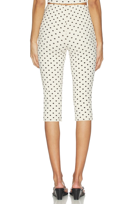 Iris Capri