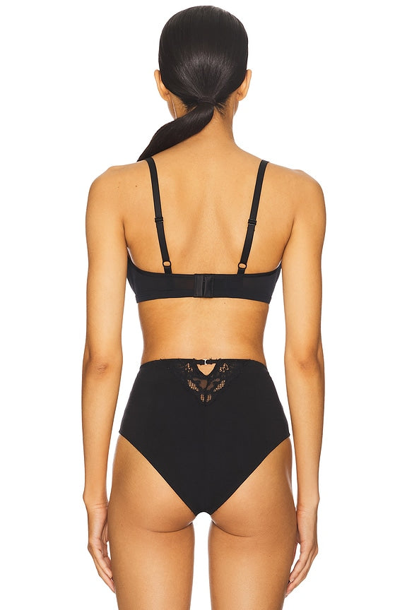 Sieve Cutout Bra