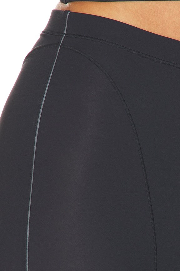 Weightless V- Panel Tights
