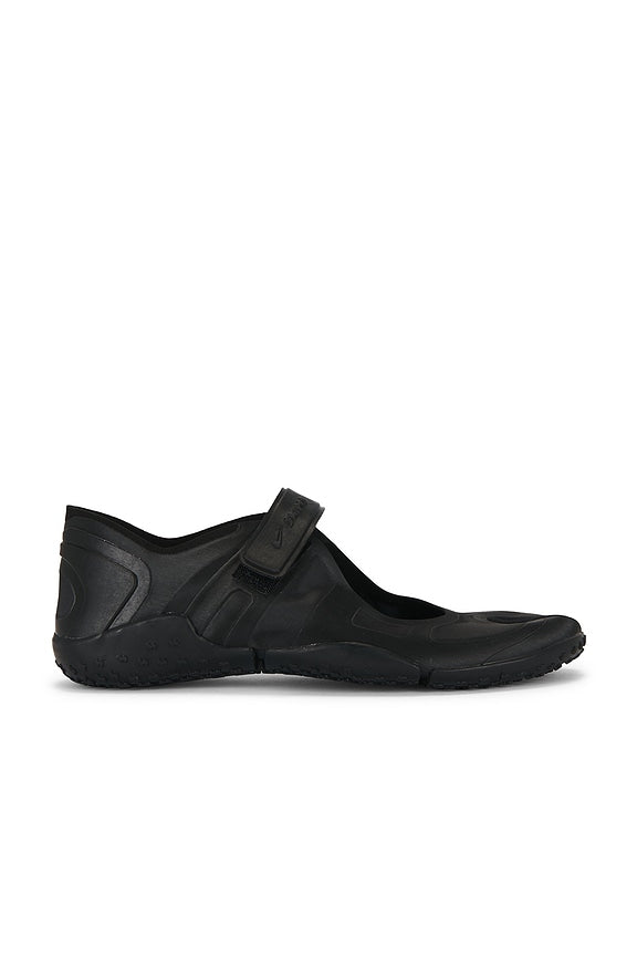 Rift Satin Sneaker