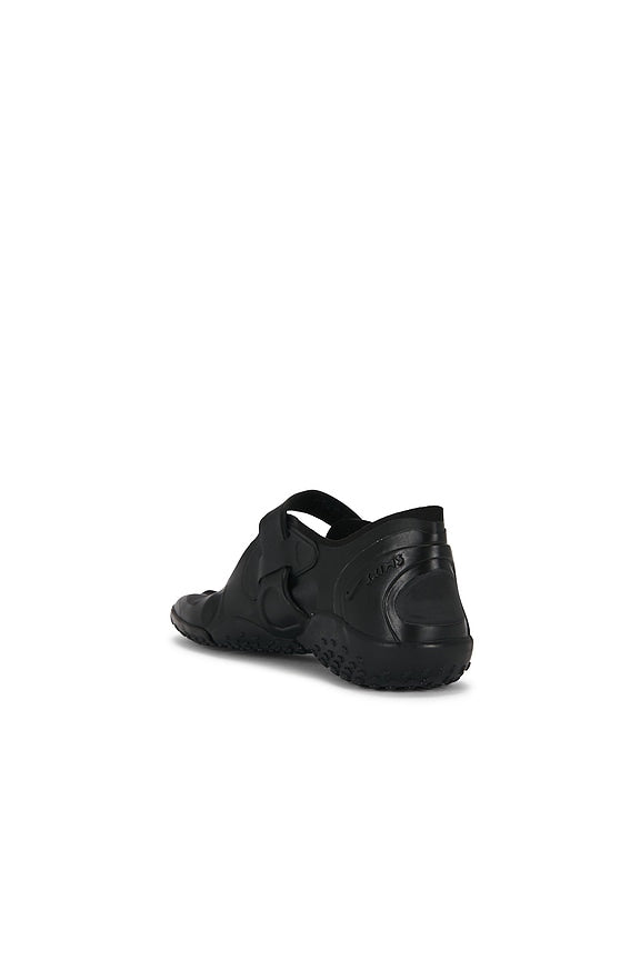 Rift Satin Sneaker
