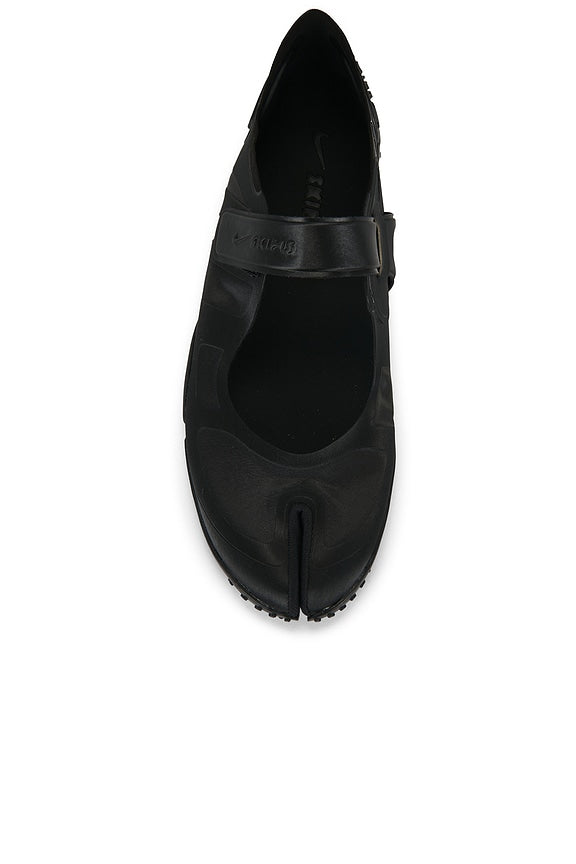 Rift Satin Sneaker