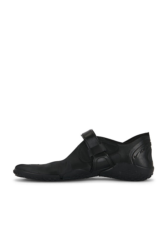 Rift Satin Sneaker