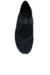 Rift Satin Sneaker