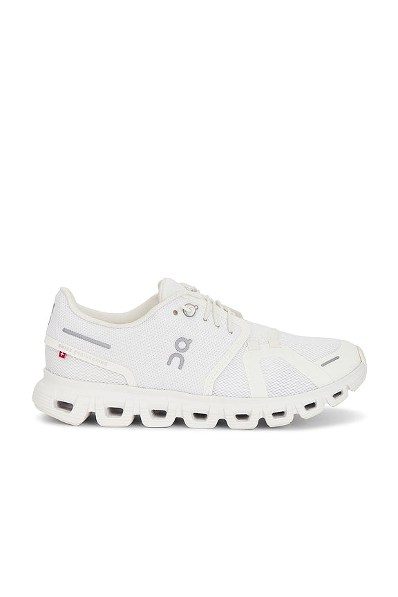 Cloud 6 Sneaker