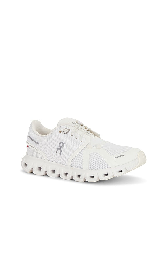 Cloud 6 Sneaker