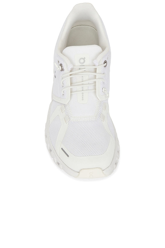 Cloud 6 Sneaker