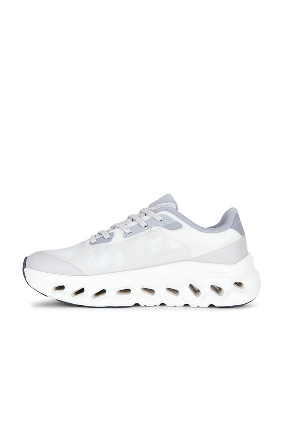 Cloudtilt Remix Sneaker