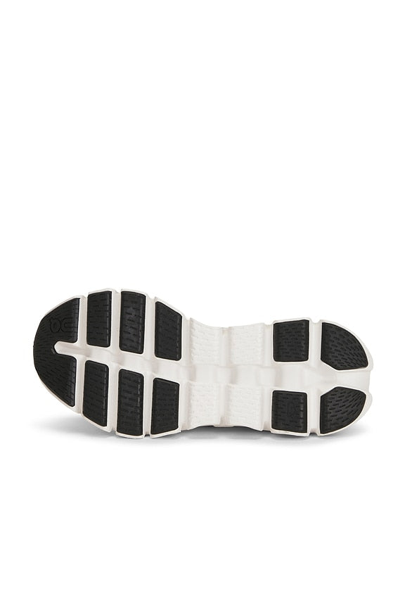Cloud X 5 Sneaker