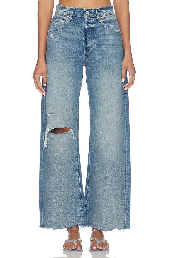 Arellia Skimmer Covered Button Fly Jeans