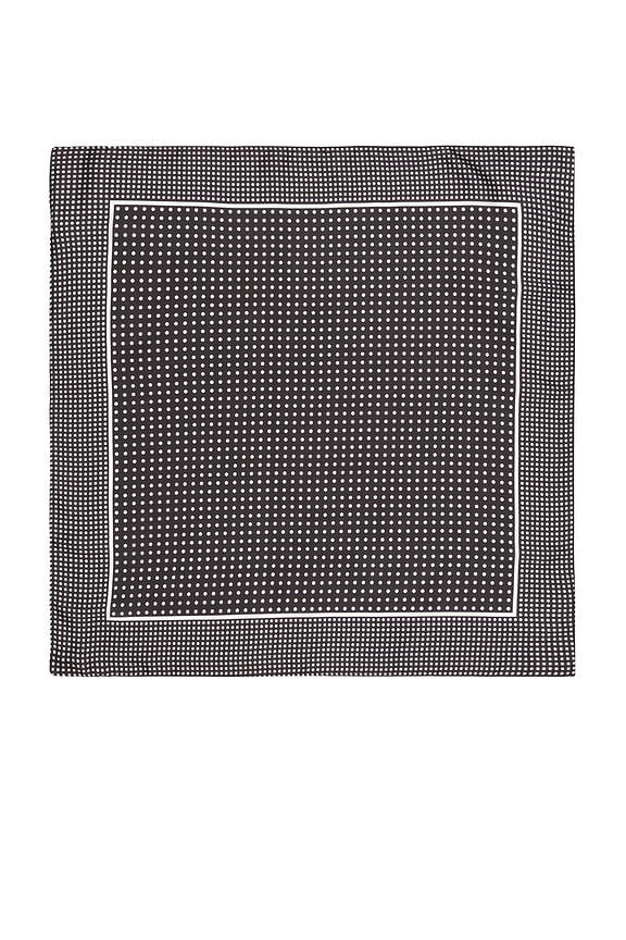 Isabella Scarf