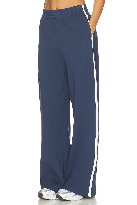 Travel Wide Leg Pants