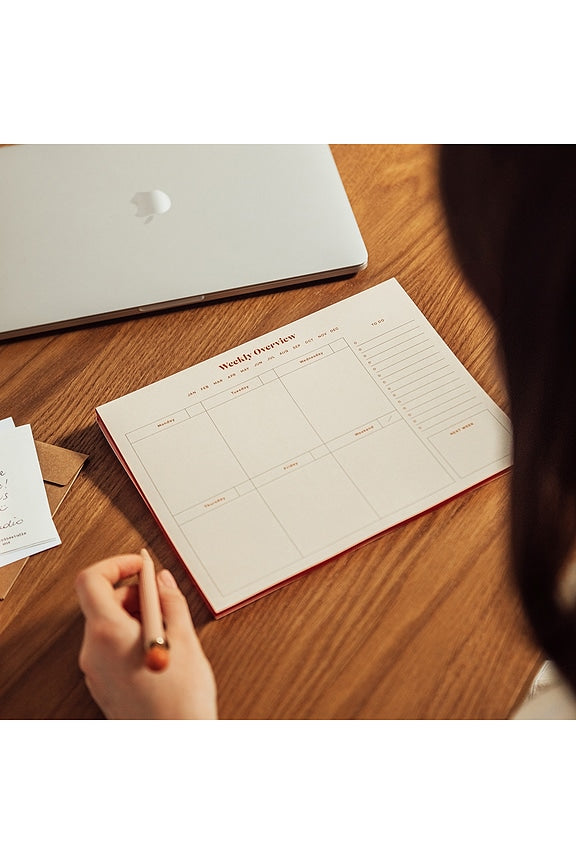 Weekly Desk Planner