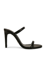Nina Heel