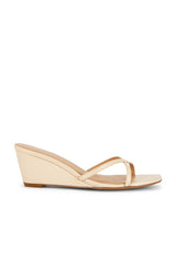 Clarice Wedge
