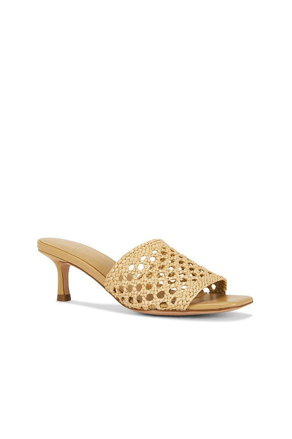 Samira Sandal