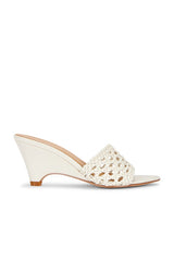 Estela Wedge