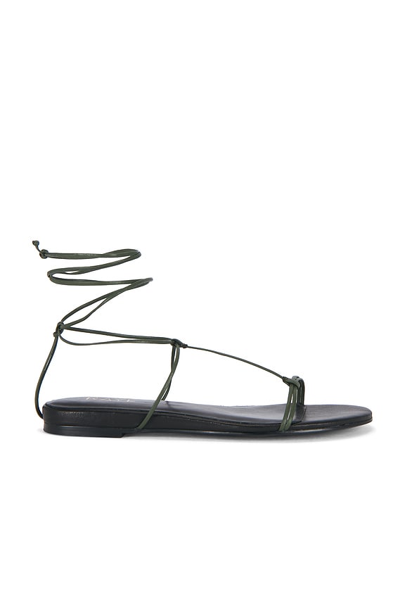 Elisa Sandal