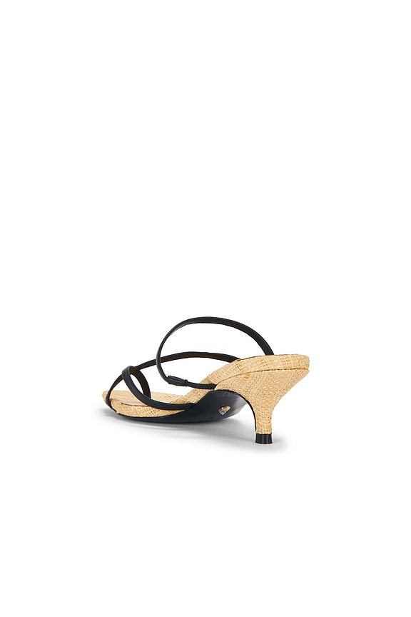 Samira Sandal