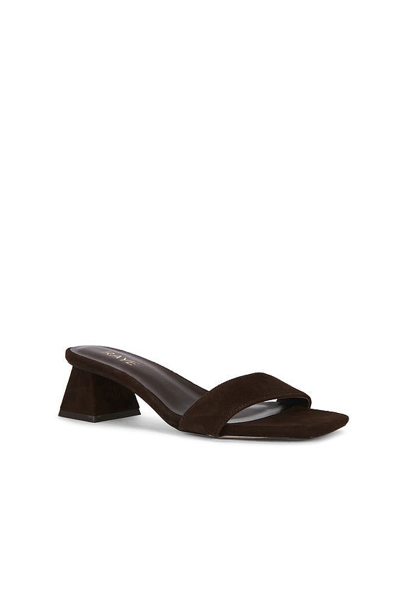 Julie Heel
