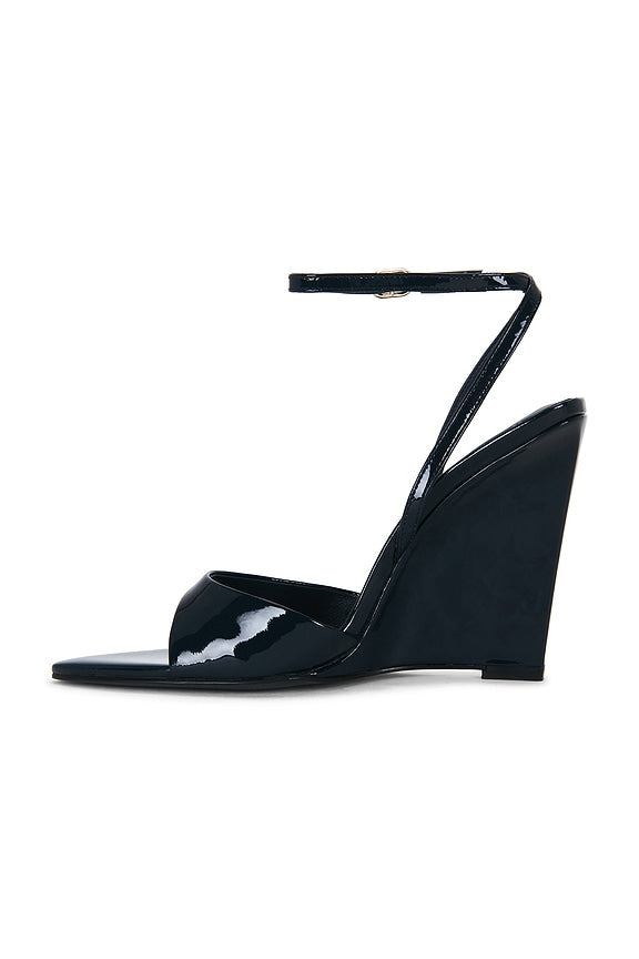 Rama Wedge