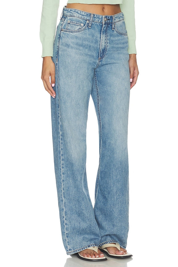 Featherweight Logan Wide Jeans