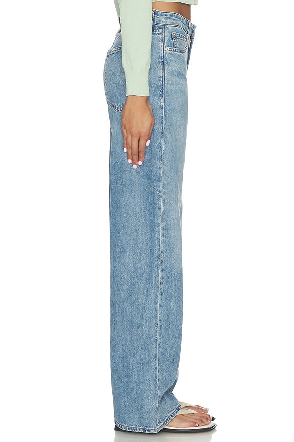 Featherweight Logan Wide Jeans