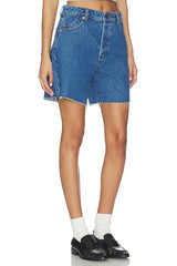 90s Relaxed Short