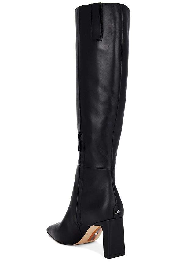 Sylvia Boot