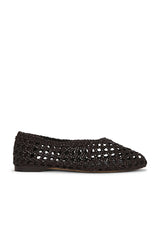 Shira Flat