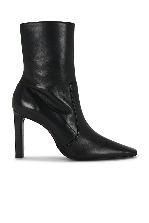 Ulla Boot