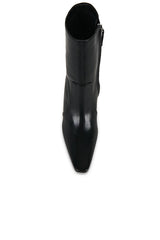 Ulla Boot