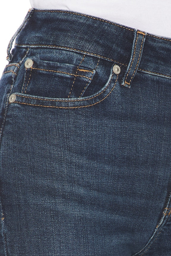 The Leggy Bootcut Jeans