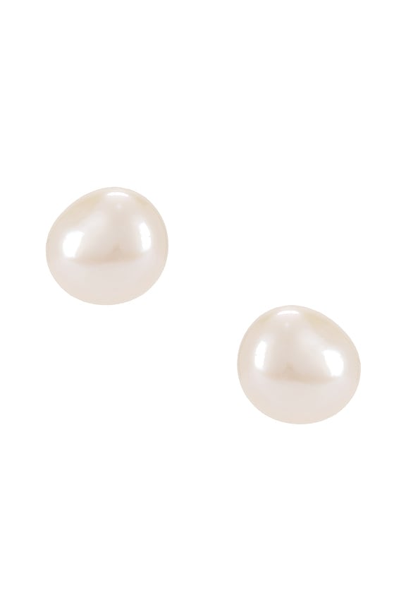 Pearl Stud Earring