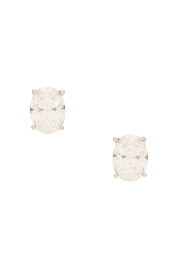 Oval Solitaire Stud
