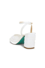 X Betsey Johnson Junie Pump